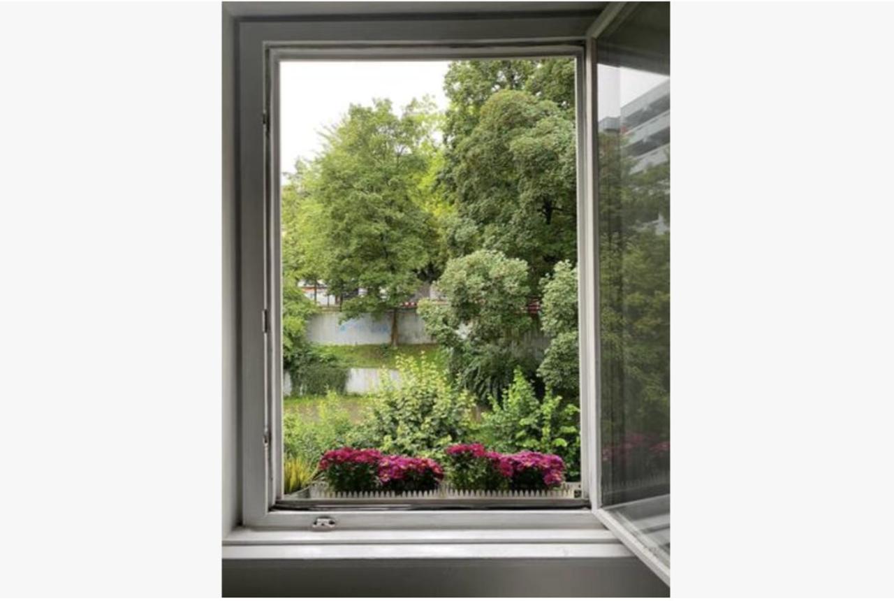 Altbauwohnung Stuttgart Ost Exterior photo